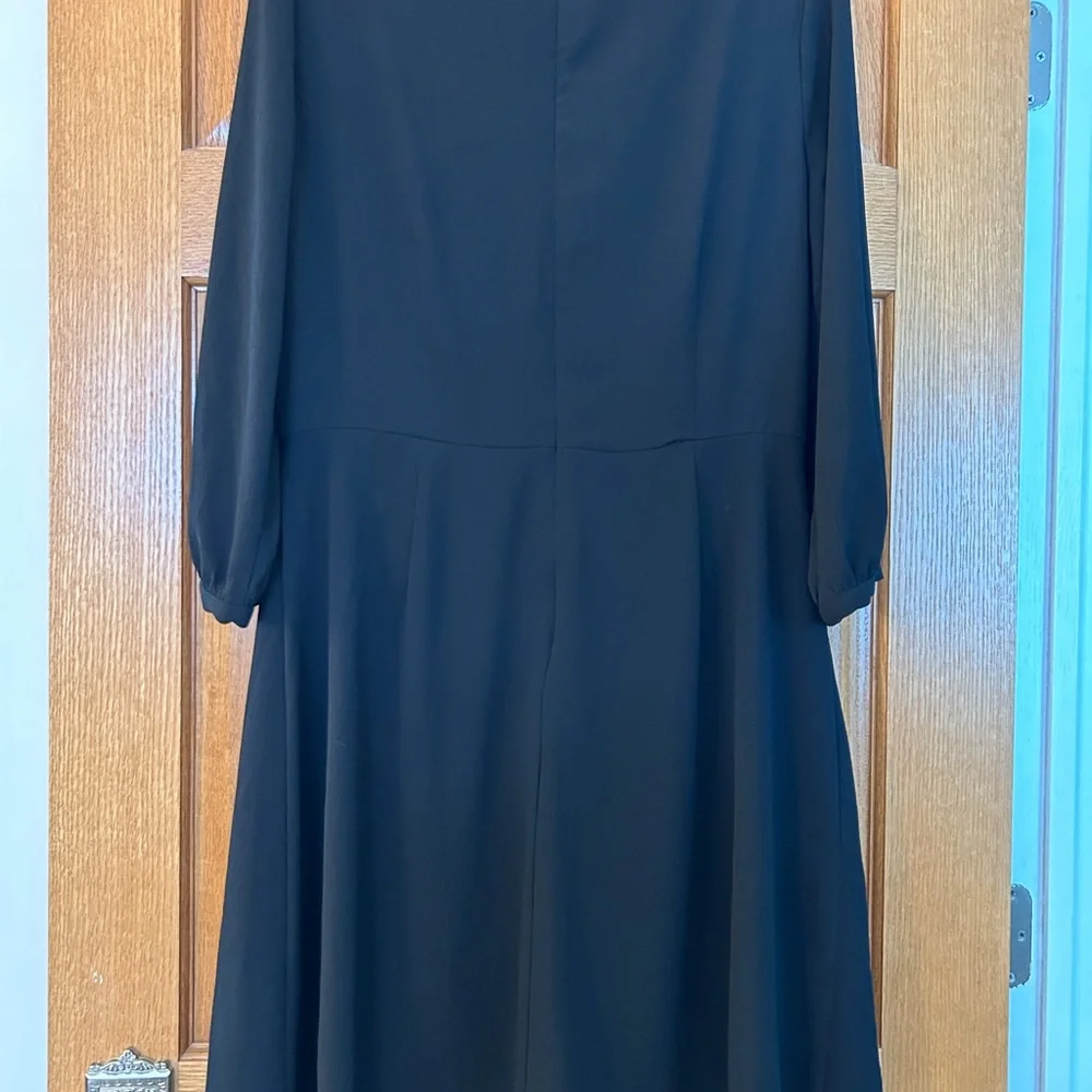 Banana Republic slit arm dress - Picture 2 of 5